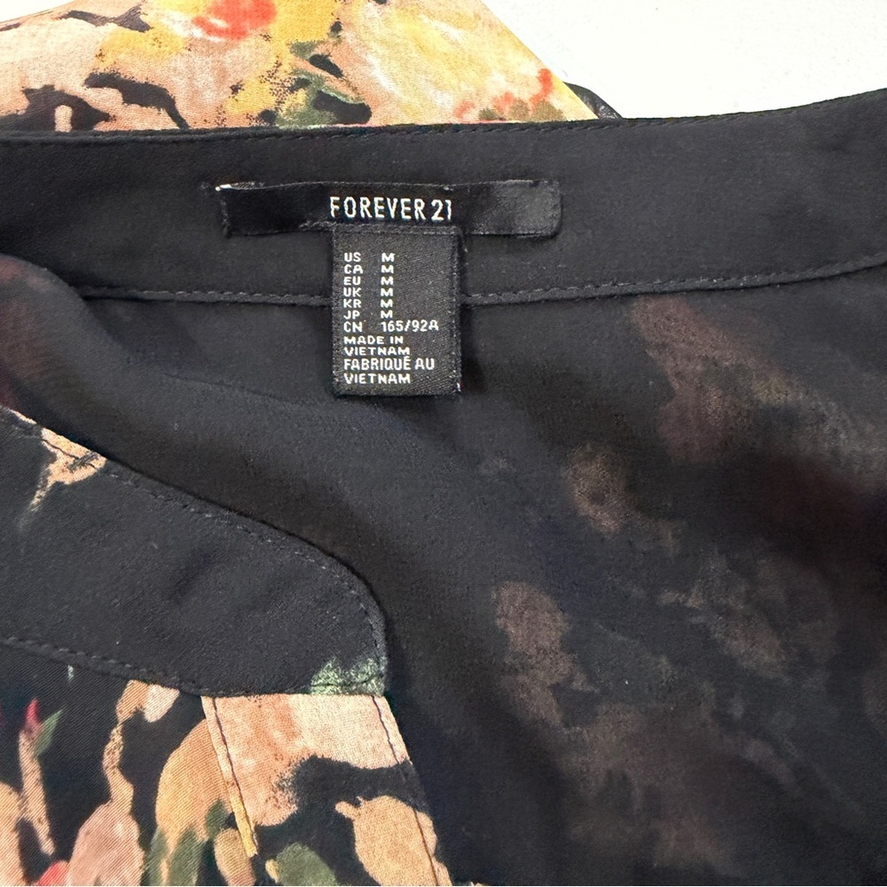 Forever 21 Womens Dark Floral Top Size Medium Sheer Forest Fairy Dark Romantic - Picture 2 of 9